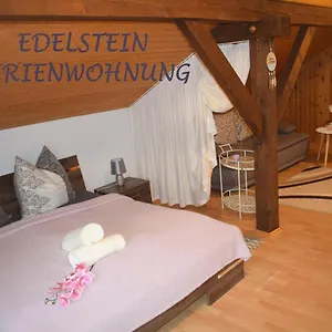 Edelstein Apartmán